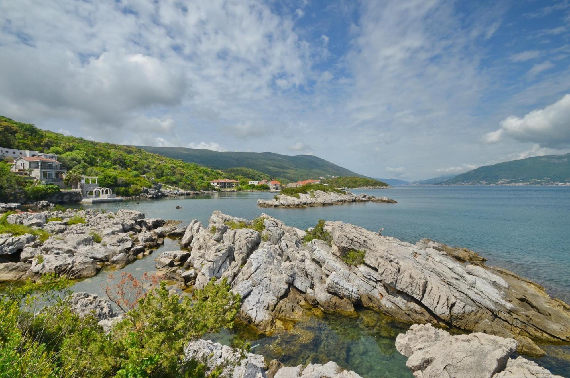 Holiday Home Brinic Tivat Eksteriør billede
